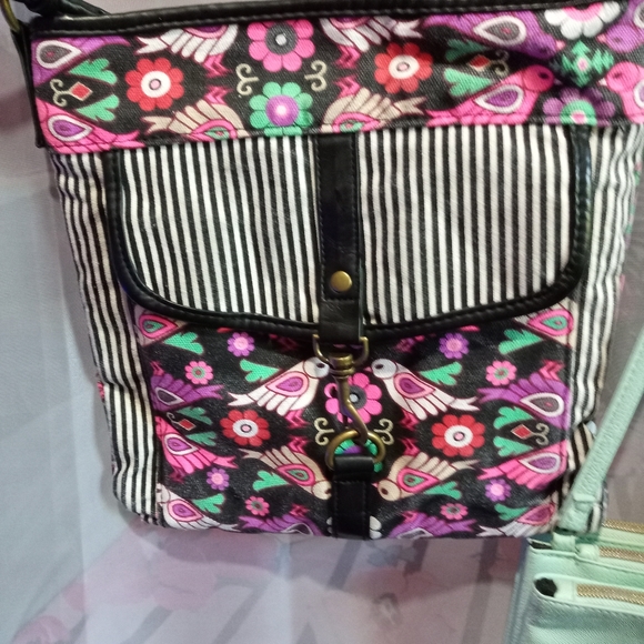 Purses - Picture 2 of 11